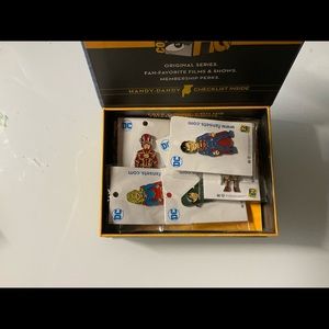 Comic con 2017 pin set